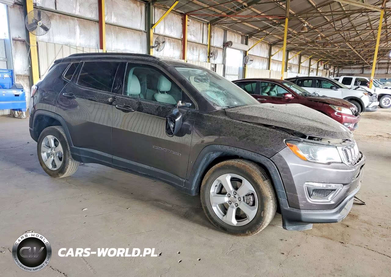 2017 JEEP COMPASS LATITUDE VIN:3C4NJDBB6HT672068 - 4