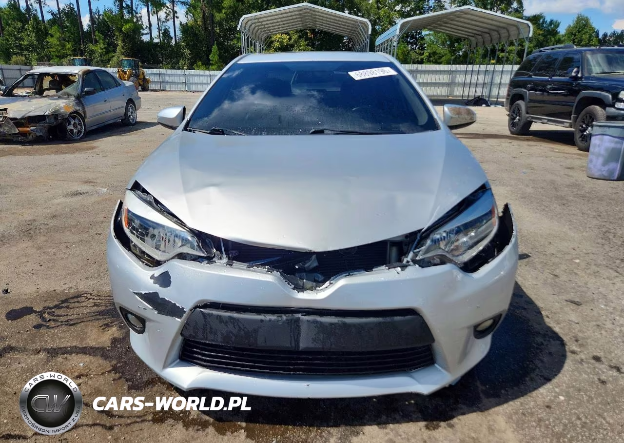 2015 Toyota Corolla Le Premium VIN:5YFBURHE4FP196234 - 5