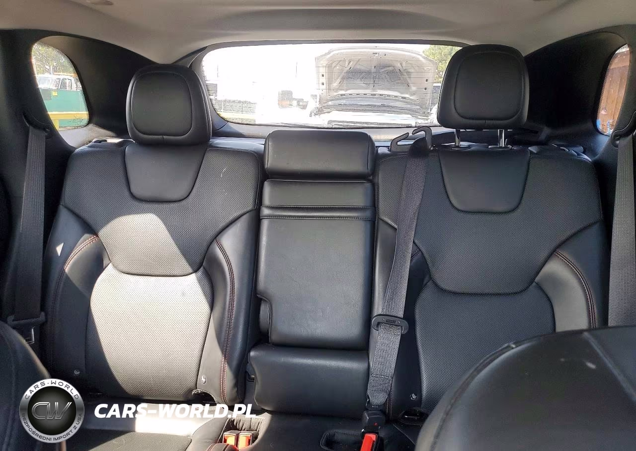 2019 Jeep Cherokee Trailhawk VIN:1C4PJMBN5KD116575 - 10