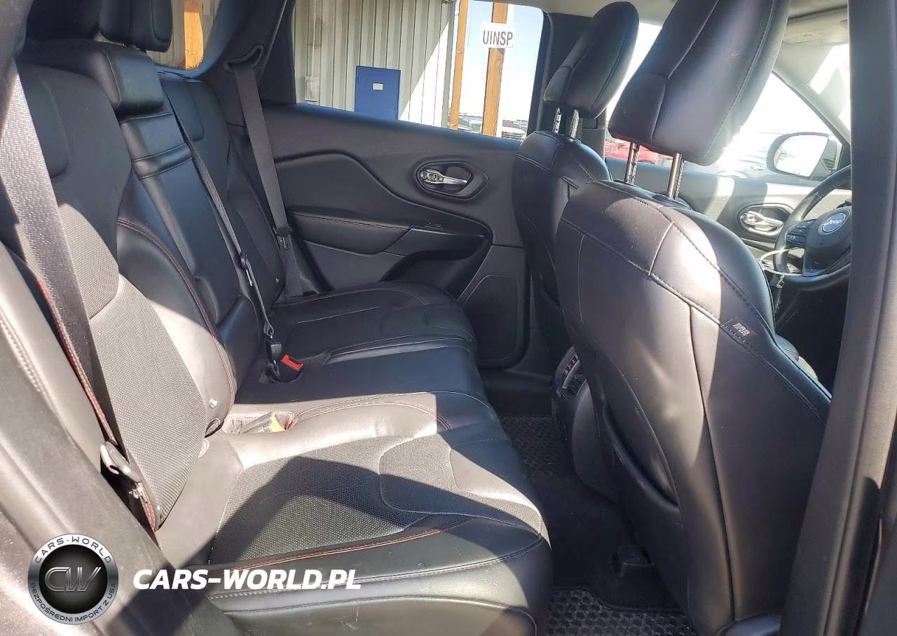 2019 Jeep Cherokee Trailhawk VIN:1C4PJMBN5KD116575 - 11
