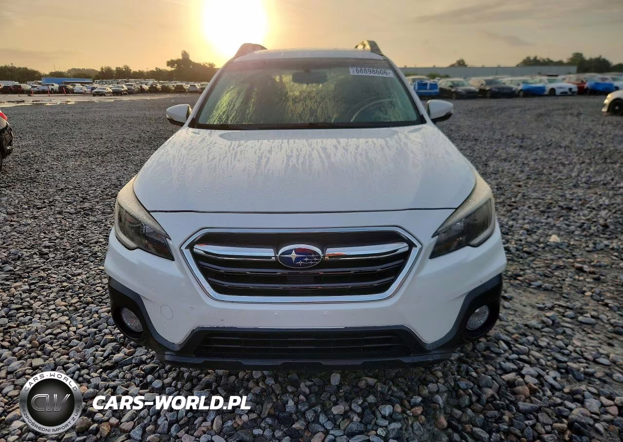 2018 Subaru Outback 2.5I Limited VIN:4S4BSAKC3J3375084 - 5