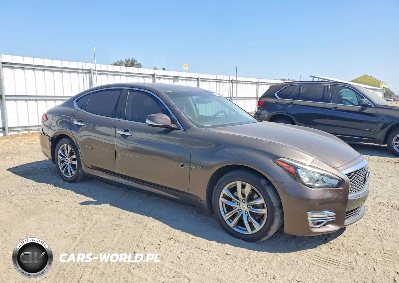 2016 Infiniti Q70 3.7 VIN:JN1BY1AP7GM220244 - 4