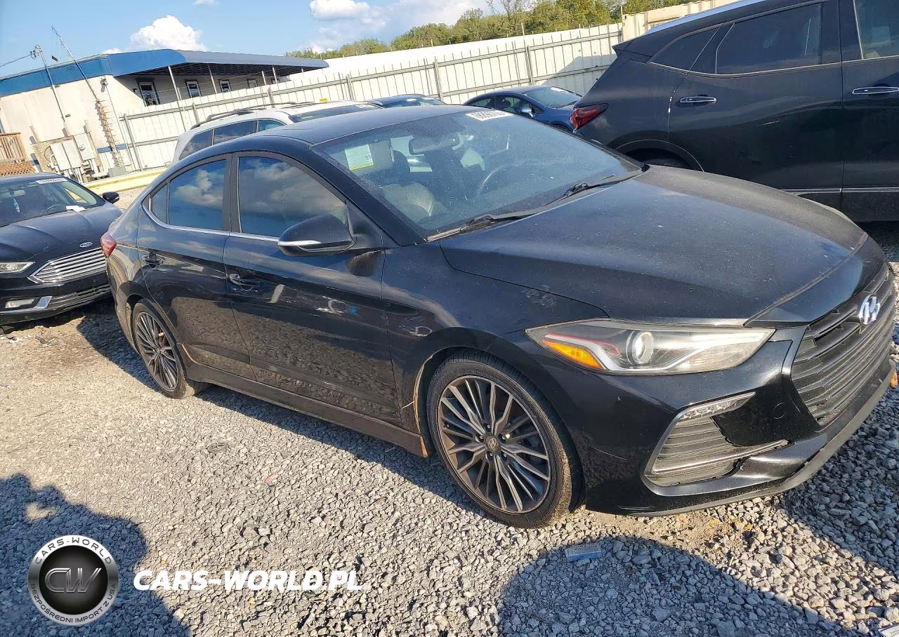 2018 Hyundai Elantra Sport VIN:KMHD04LBXJU524882 - 4