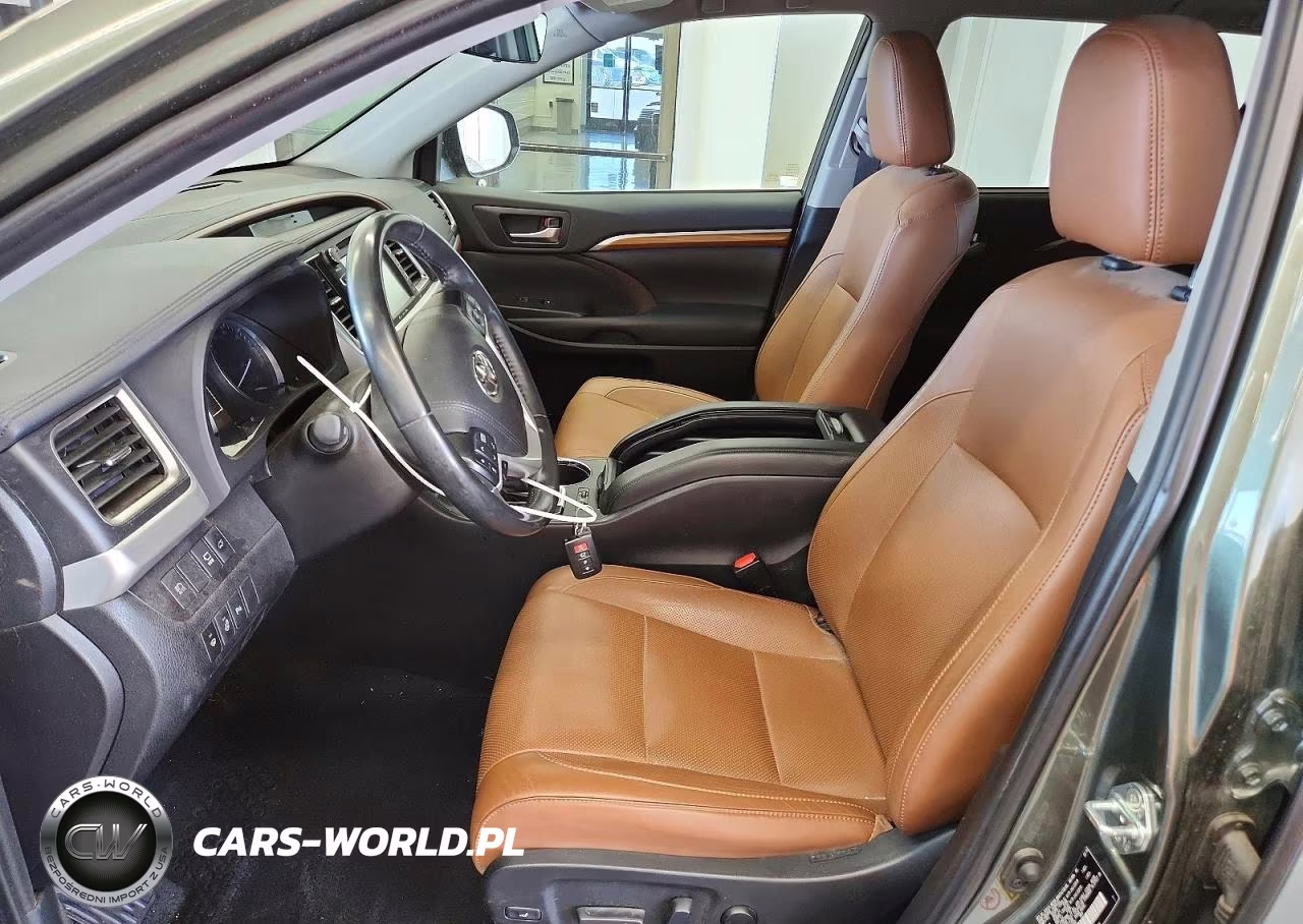2019 Toyota Highlander Hybrid Limited Platinum VIN:5TDDGRFH3KS061082 - 7