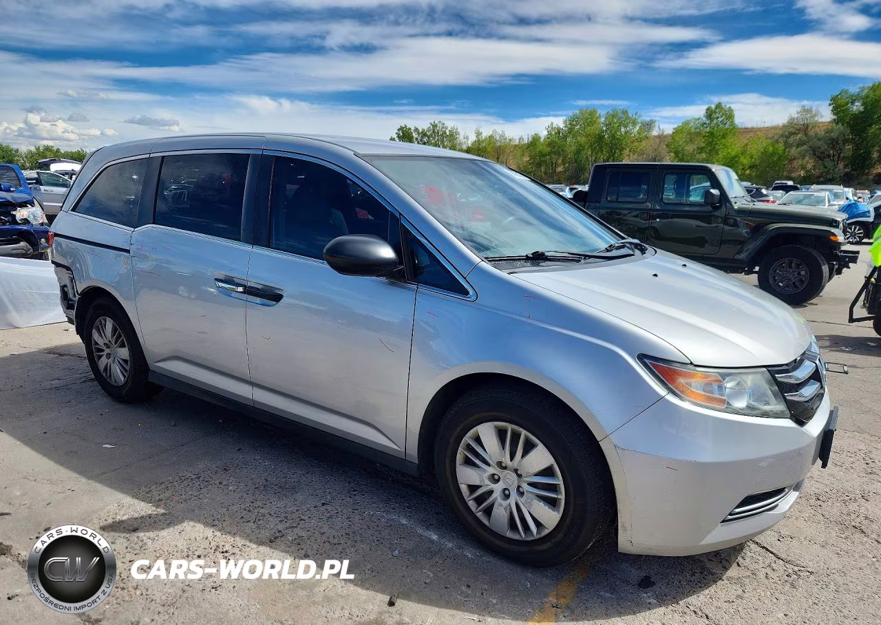2015 Honda Odyssey Lx VIN:5FNRL5H20FB043734 - 4