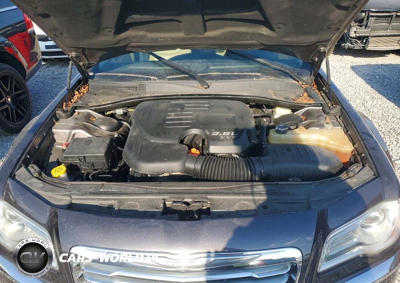 2014 Chrysler 300 VIN:2C3CCAAG8EH278559 - 11