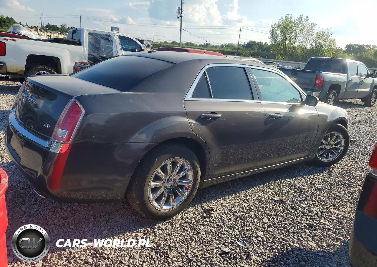 2014 Chrysler 300 VIN:2C3CCAAG8EH278559 - 3