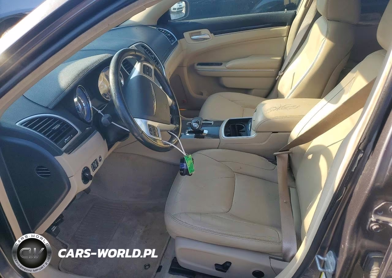 2014 Chrysler 300 VIN:2C3CCAAG8EH278559 - 7