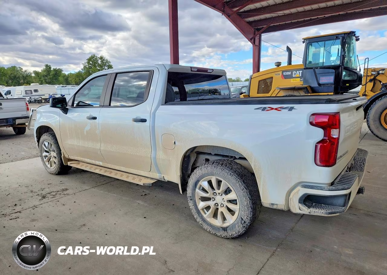 2022 Chevrolet Silverado Ltd K1500 Custom VIN:3GCPYBEKXNG197663 - 2