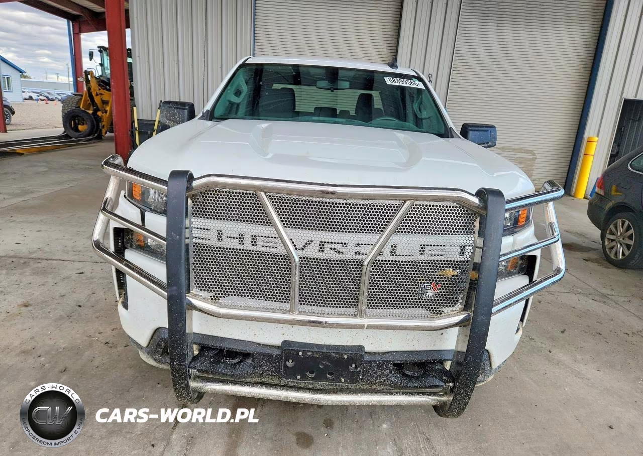 2022 Chevrolet Silverado Ltd K1500 Custom VIN:3GCPYBEKXNG197663 - 5