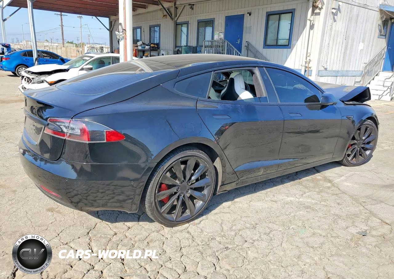 2018 Tesla Model S VIN:5YJSA1E26JF295663 - 3
