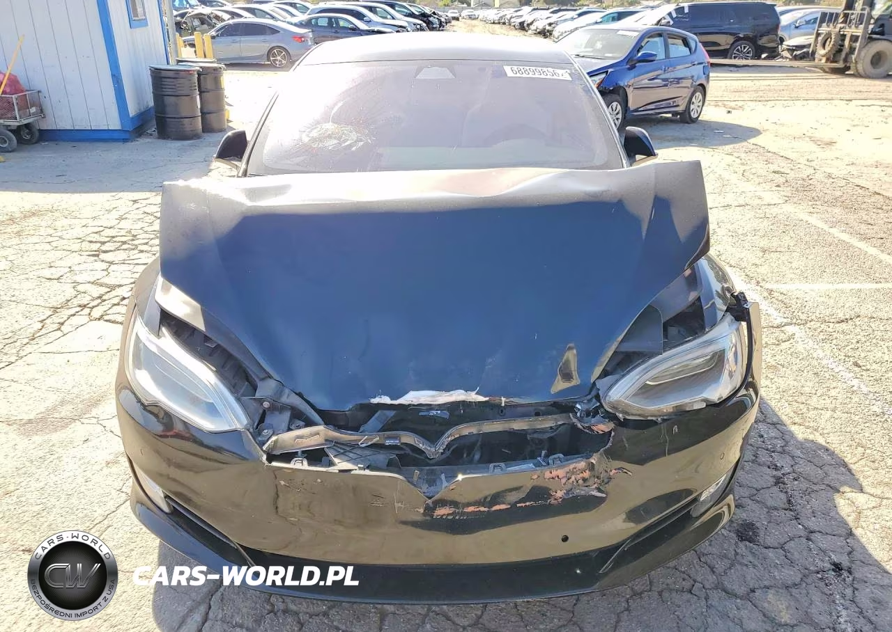 2018 Tesla Model S VIN:5YJSA1E26JF295663 - 5