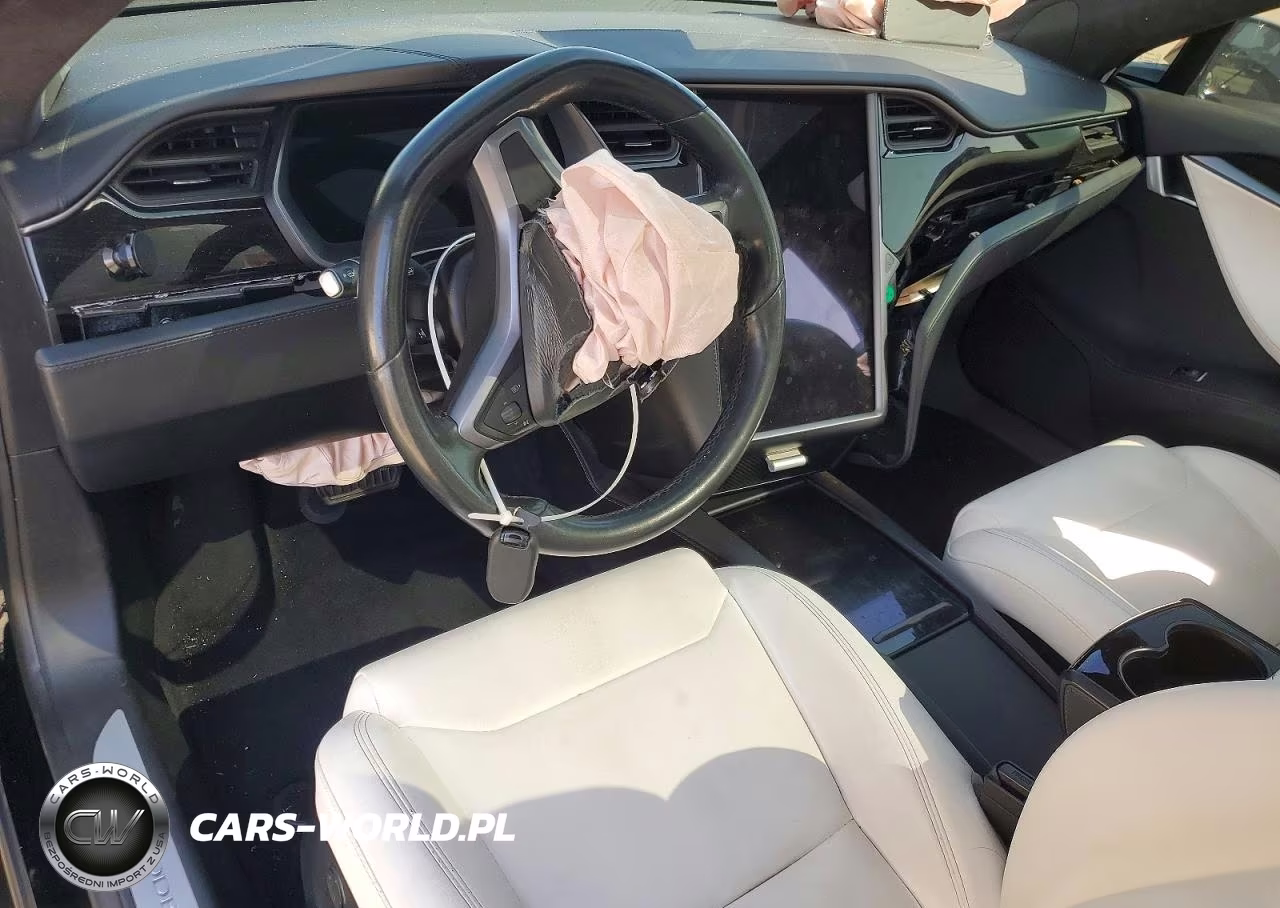 2018 Tesla Model S VIN:5YJSA1E26JF295663 - 8