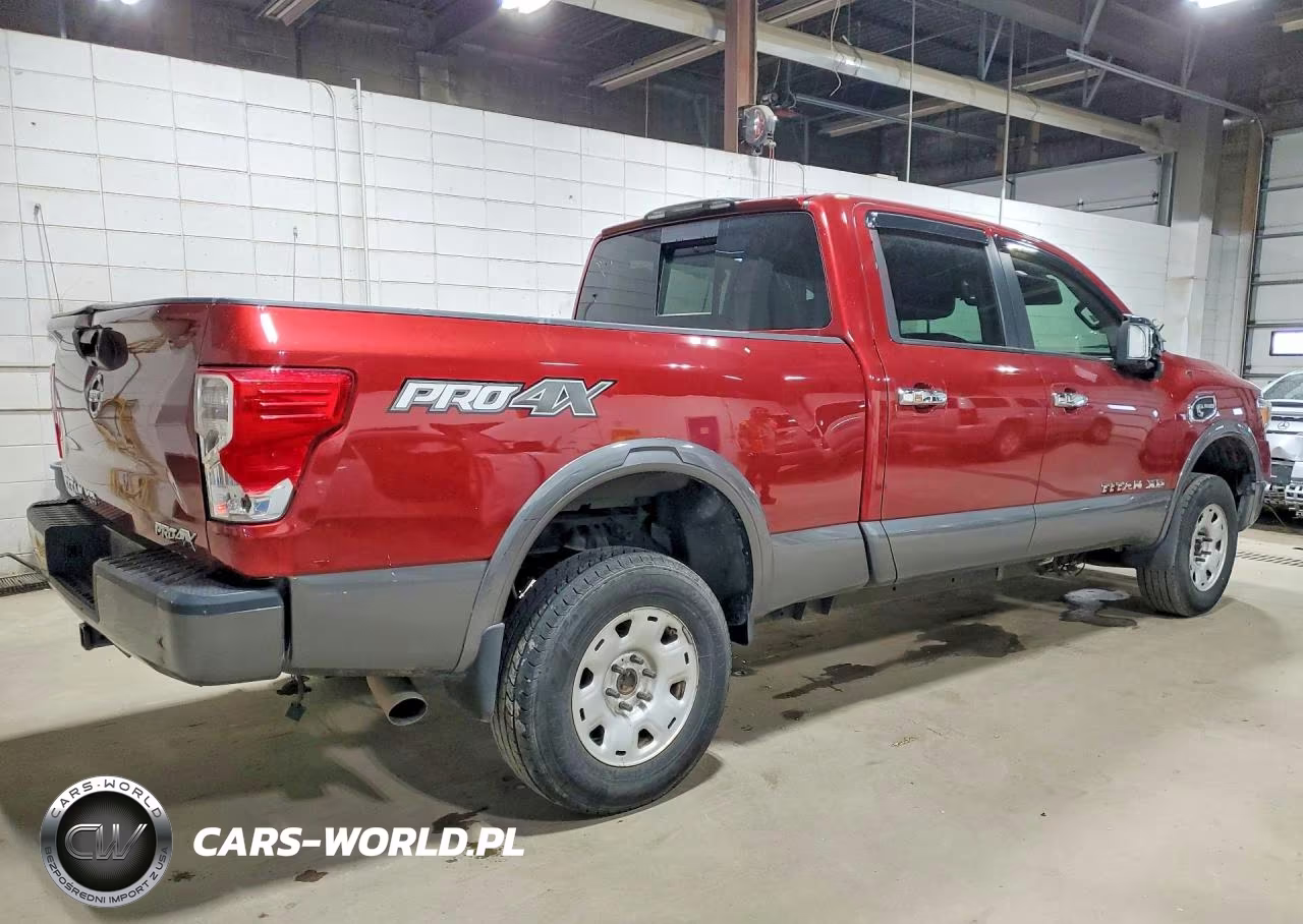 2017 Nissan Titan Xd Pro-4X VIN:1N6BA1F45HN567211 - 3