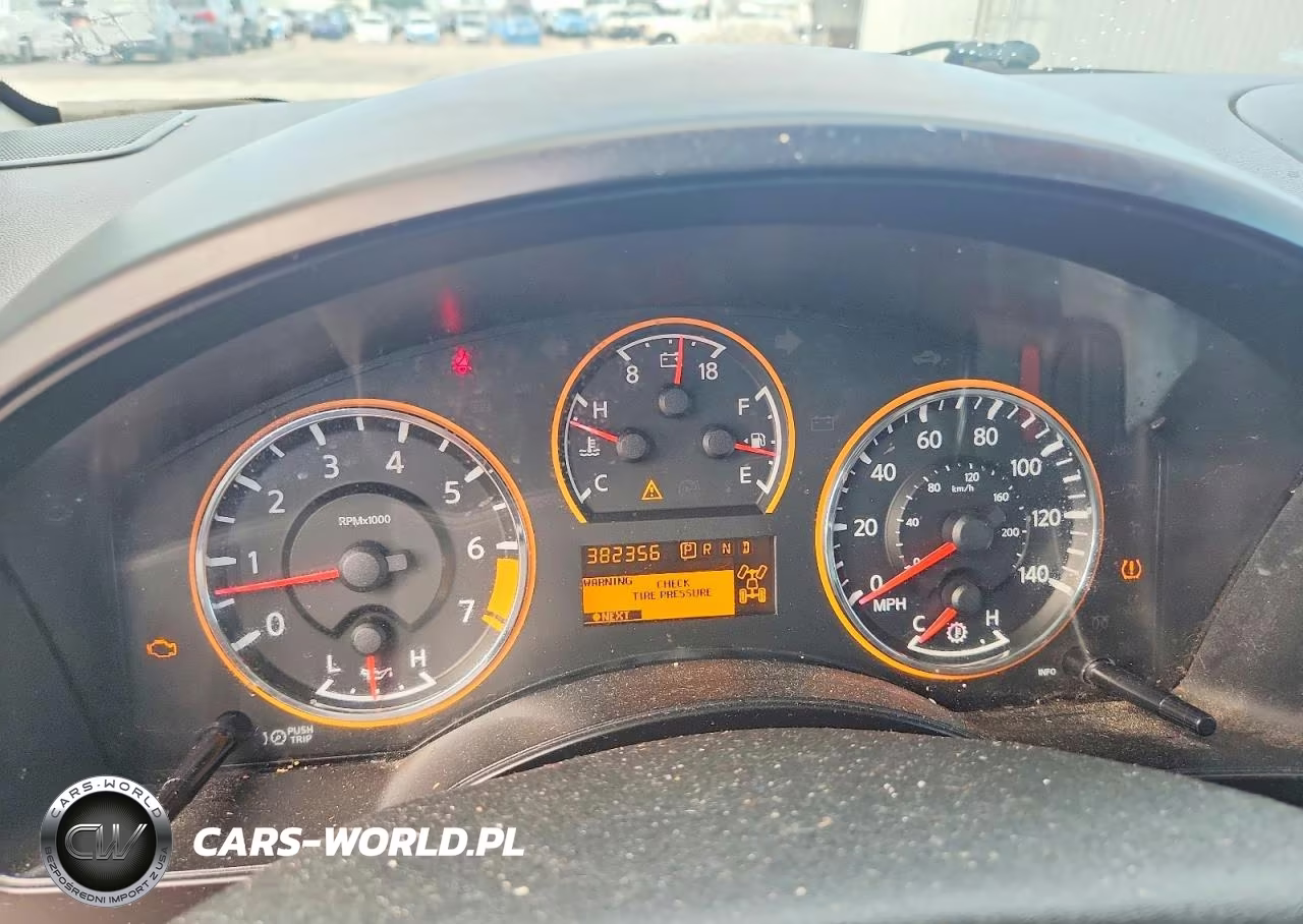 2014 Nissan Titan Sv VIN:1N6BA0EC5EN512725 - 9
