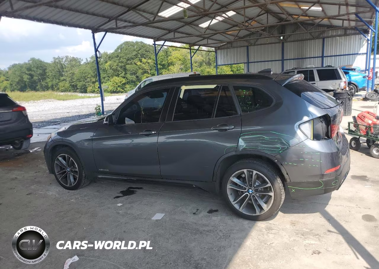 2015 BMW X1 xDrive28I VIN:WBAVL1C52FVY29932 - 2