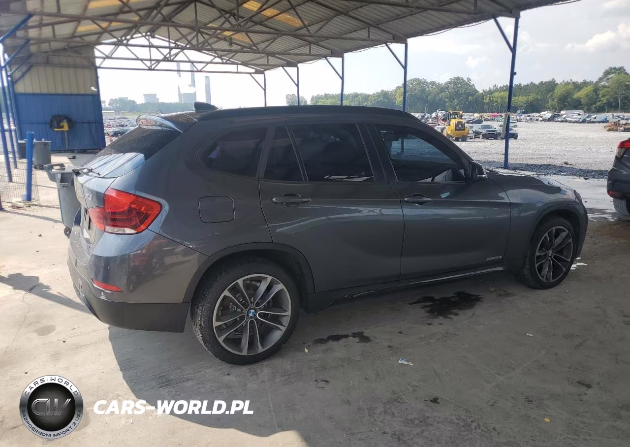 2015 BMW X1 xDrive28I VIN:WBAVL1C52FVY29932 - 3