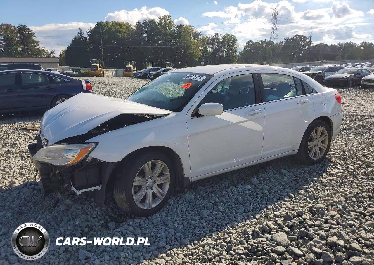 2013 Chrysler 200 Lx – zdjęcie 1 z 12