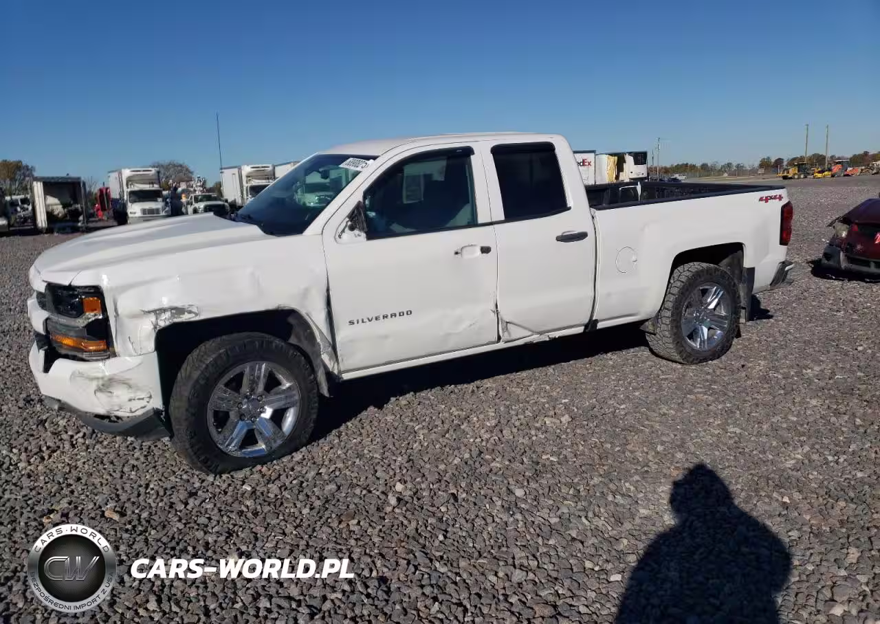 2016 Chevrolet Silverado K1500 Custom