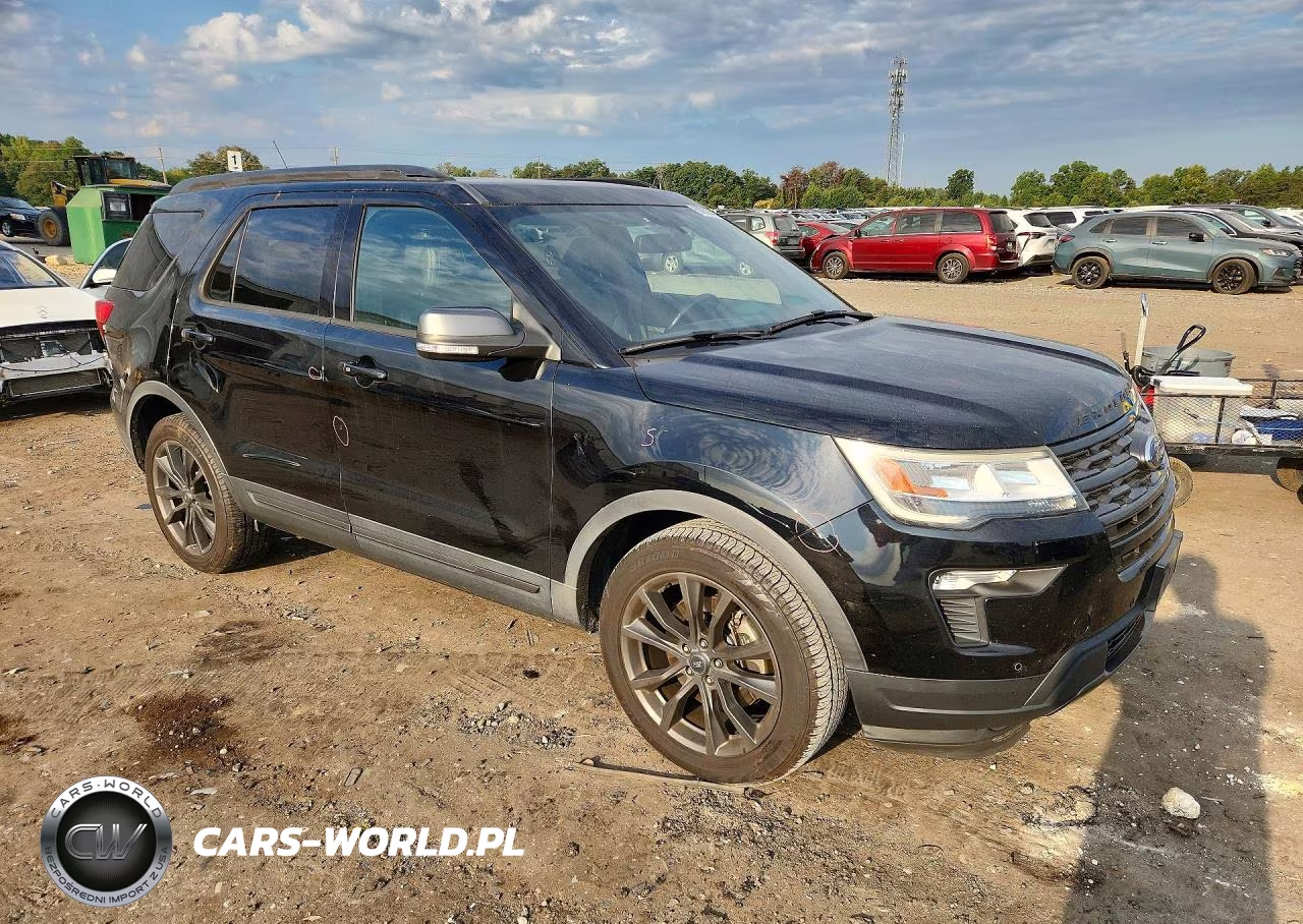 2018 Ford Explorer Xlt VIN:1FM5K8D88JGB75941 - 4