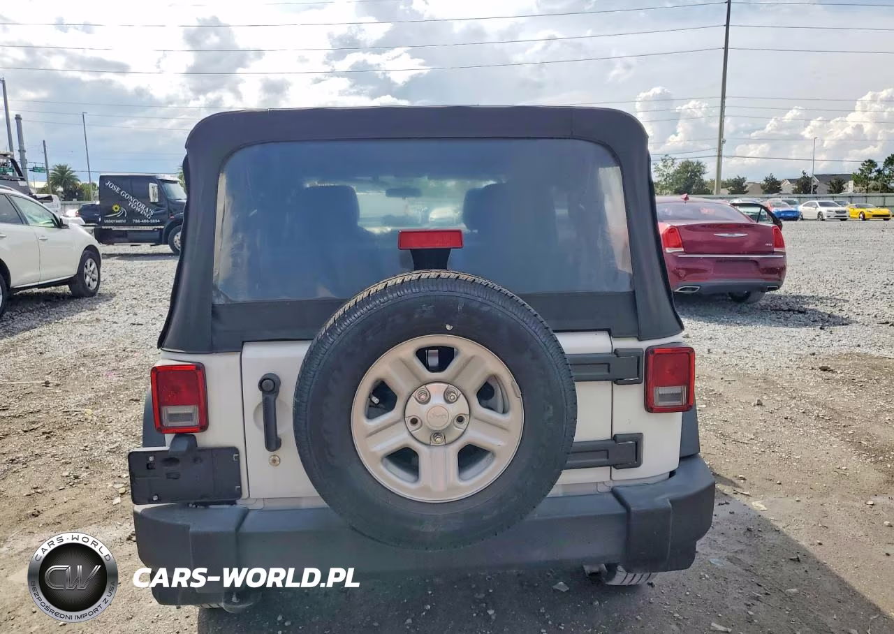 2016 Jeep Wrangler Unlimited Sport VIN:1C4BJWDG2GL324222 - 6