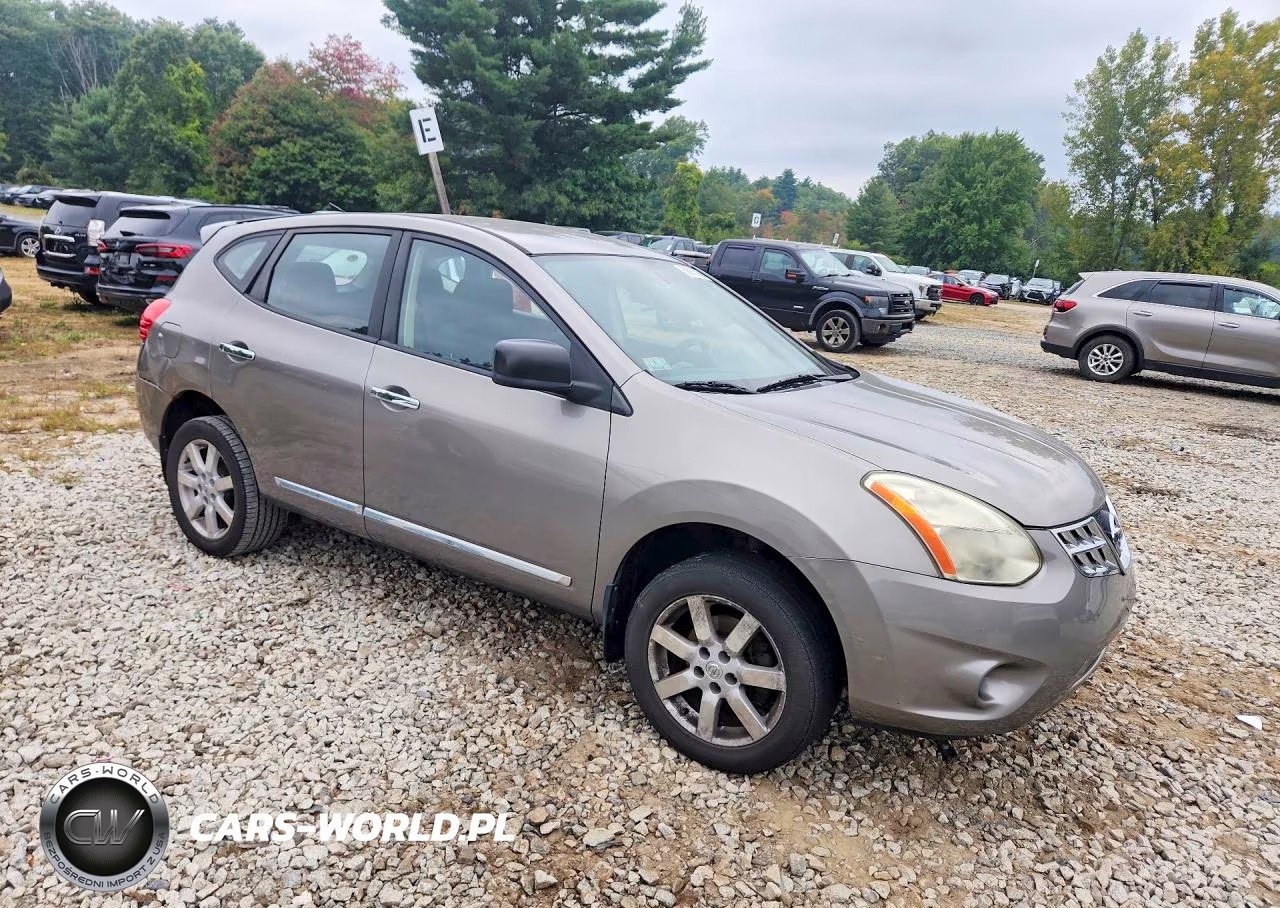 2011 Nissan Rogue S VIN:JN8AS5MV4BW687134 - 4