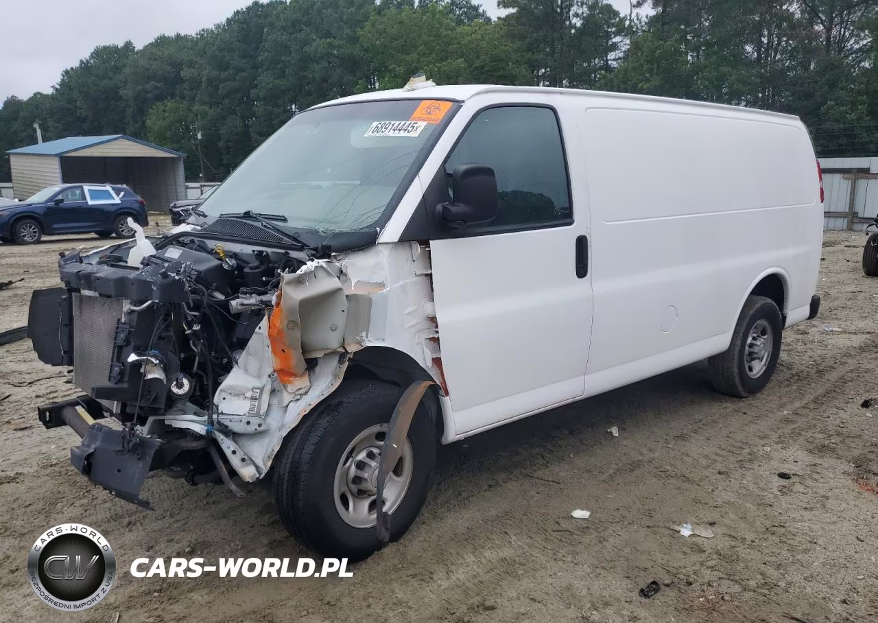2022 Chevrolet Express G2500