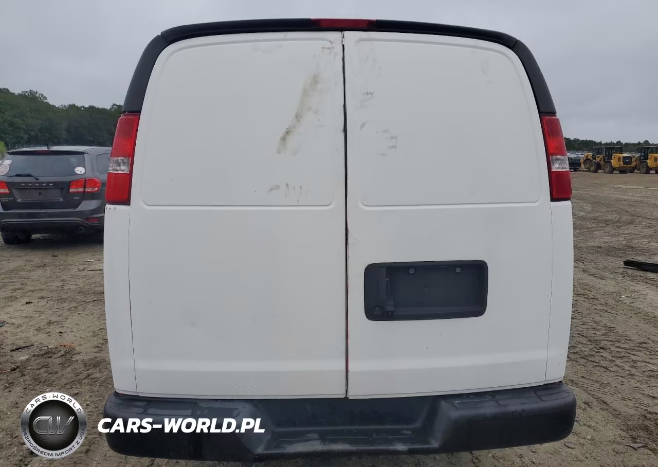 2022 Chevrolet Express G2500 VIN:1GCWGAFP7N1215764 - 6