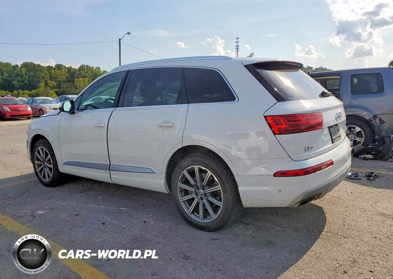 2019 Audi Q7 Premium Plus VIN:WA1LHAF72KD021082 - 2