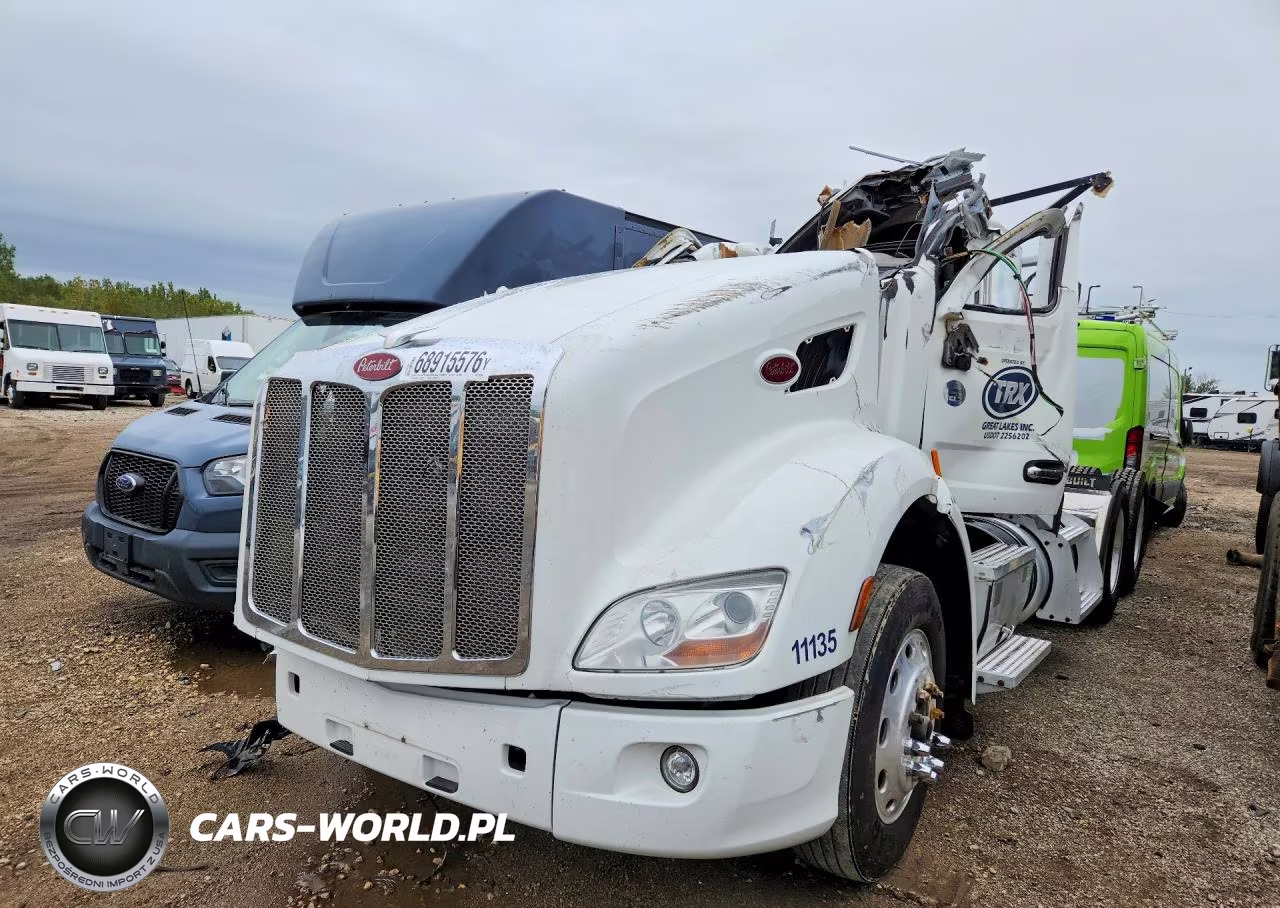 2016 Peterbilt 579 Semi Truck VIN:1XPBDP9X1GD331886 - 1