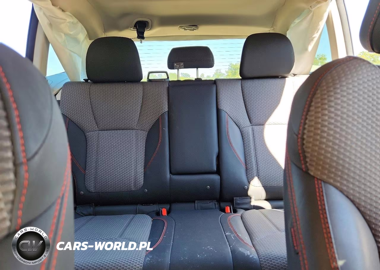 2020 Subaru Forester Sport VIN:JF2SKALC9LH567720 - 10