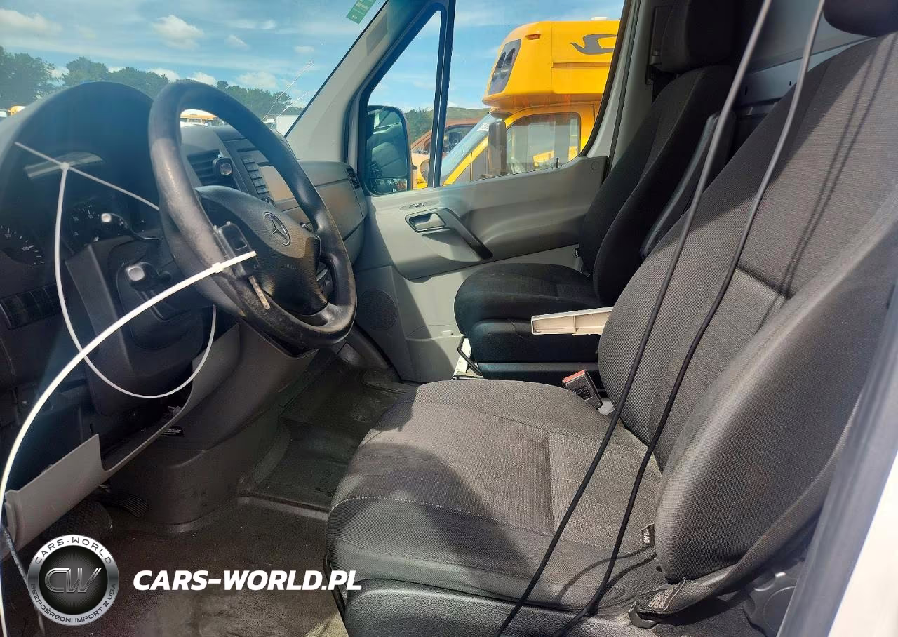 2017 Mercedes-Benz Sprinter 2500 Delivery Van VIN:WD3PE7CD7HP514691 - 7