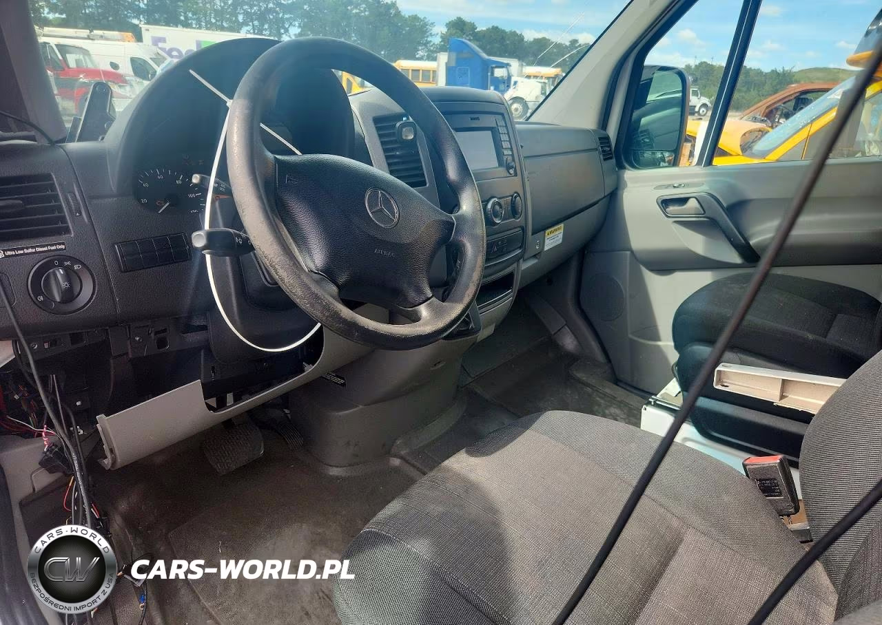 2017 Mercedes-Benz Sprinter 2500 Delivery Van VIN:WD3PE7CD7HP514691 - 8