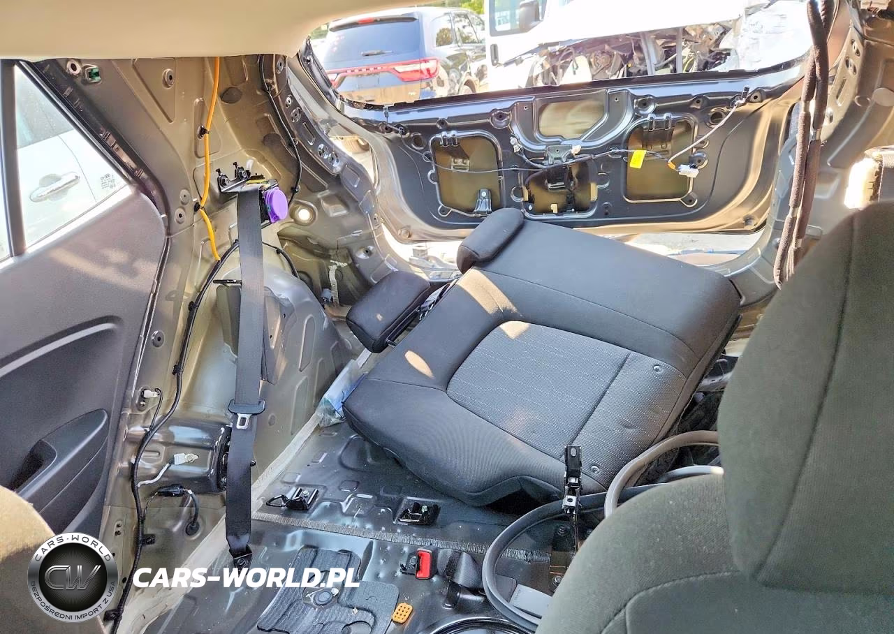2020 Hyundai Venue Se VIN:KMHRB8A32LU045717 - 10