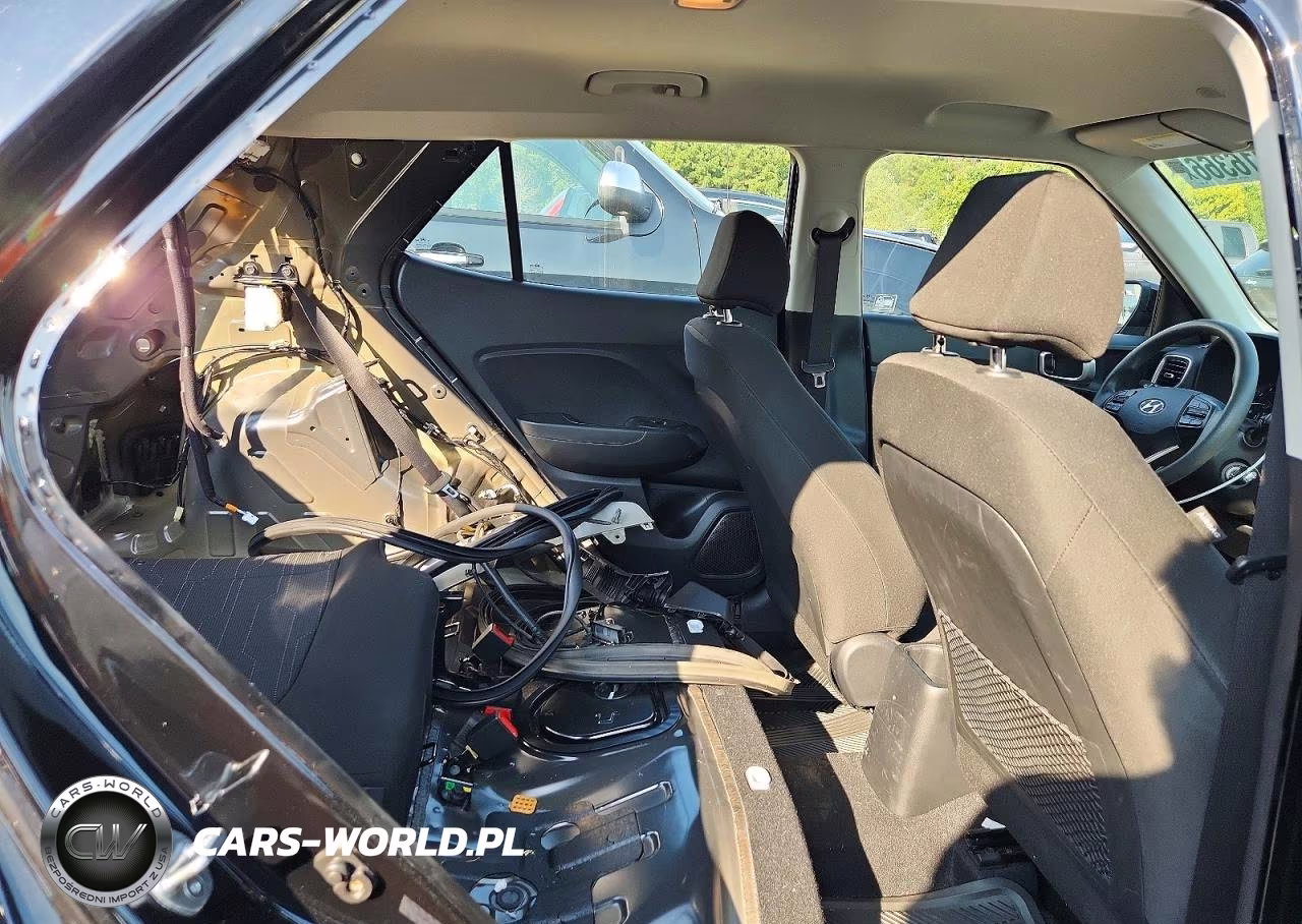 2020 Hyundai Venue Se VIN:KMHRB8A32LU045717 - 11