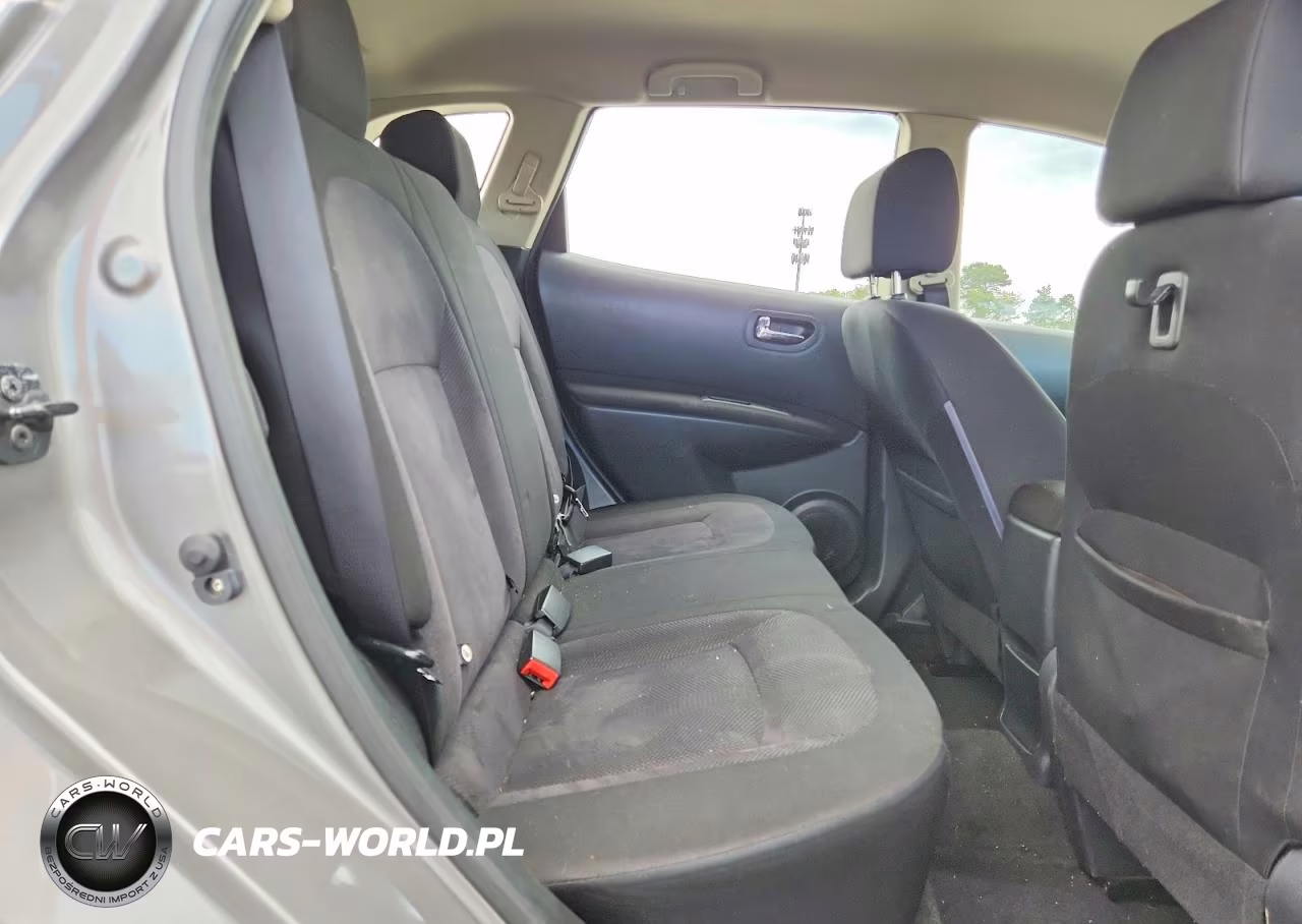 2014 Nissan Rogue Select S VIN:JN8AS5MV1EW704069 - 11