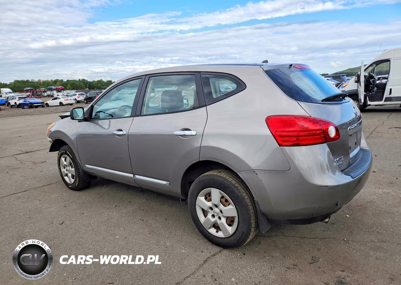 2014 Nissan Rogue Select S VIN:JN8AS5MV1EW704069 - 2