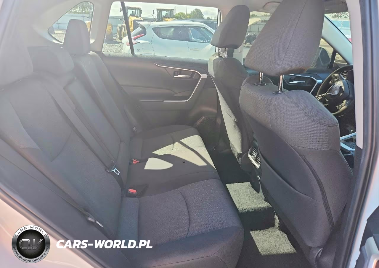 2021 Toyota Rav4 Xle VIN:2T3W1RFV2MW159117 - 10