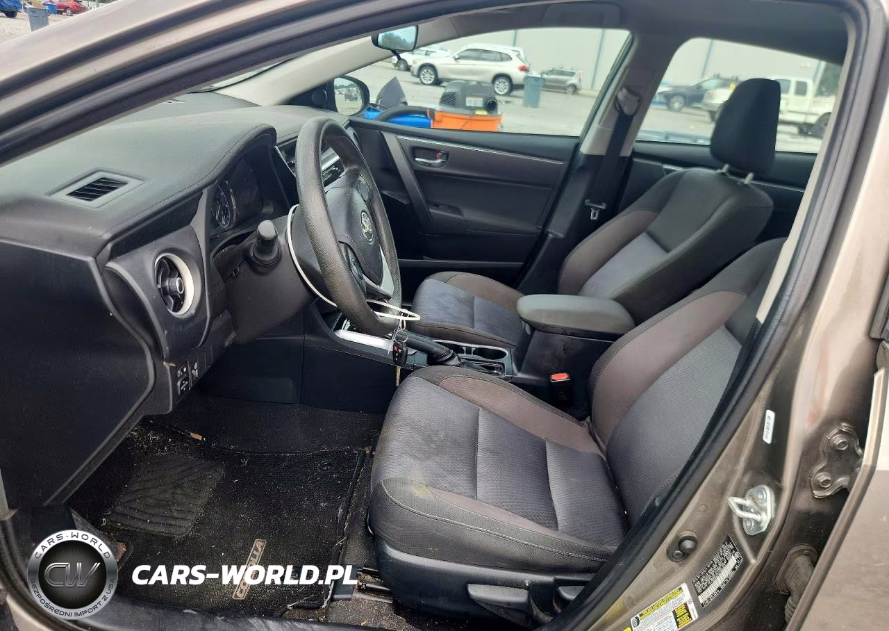2017 Toyota Corolla Le VIN:2T1BURHE7HC886532 - 7