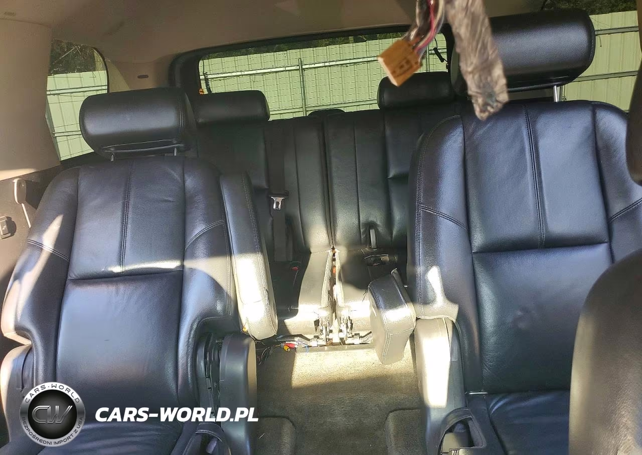 2008 Chevrolet Tahoe C1500 VIN:1GNFC13J78R169197 - 10