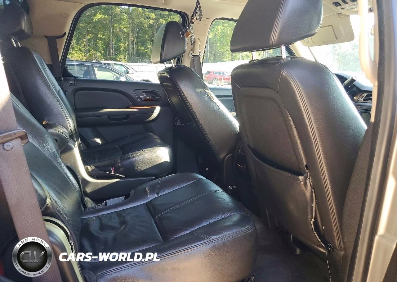 2008 Chevrolet Tahoe C1500 VIN:1GNFC13J78R169197 - 11