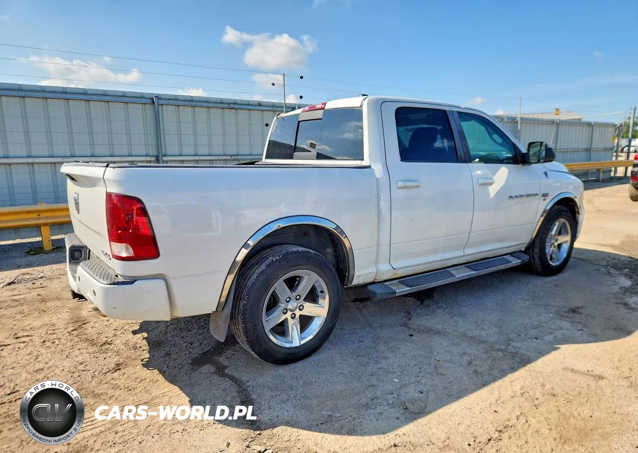 2011 Dodge Ram 1500 VIN:1D7RV1CT3BS683894 - 3