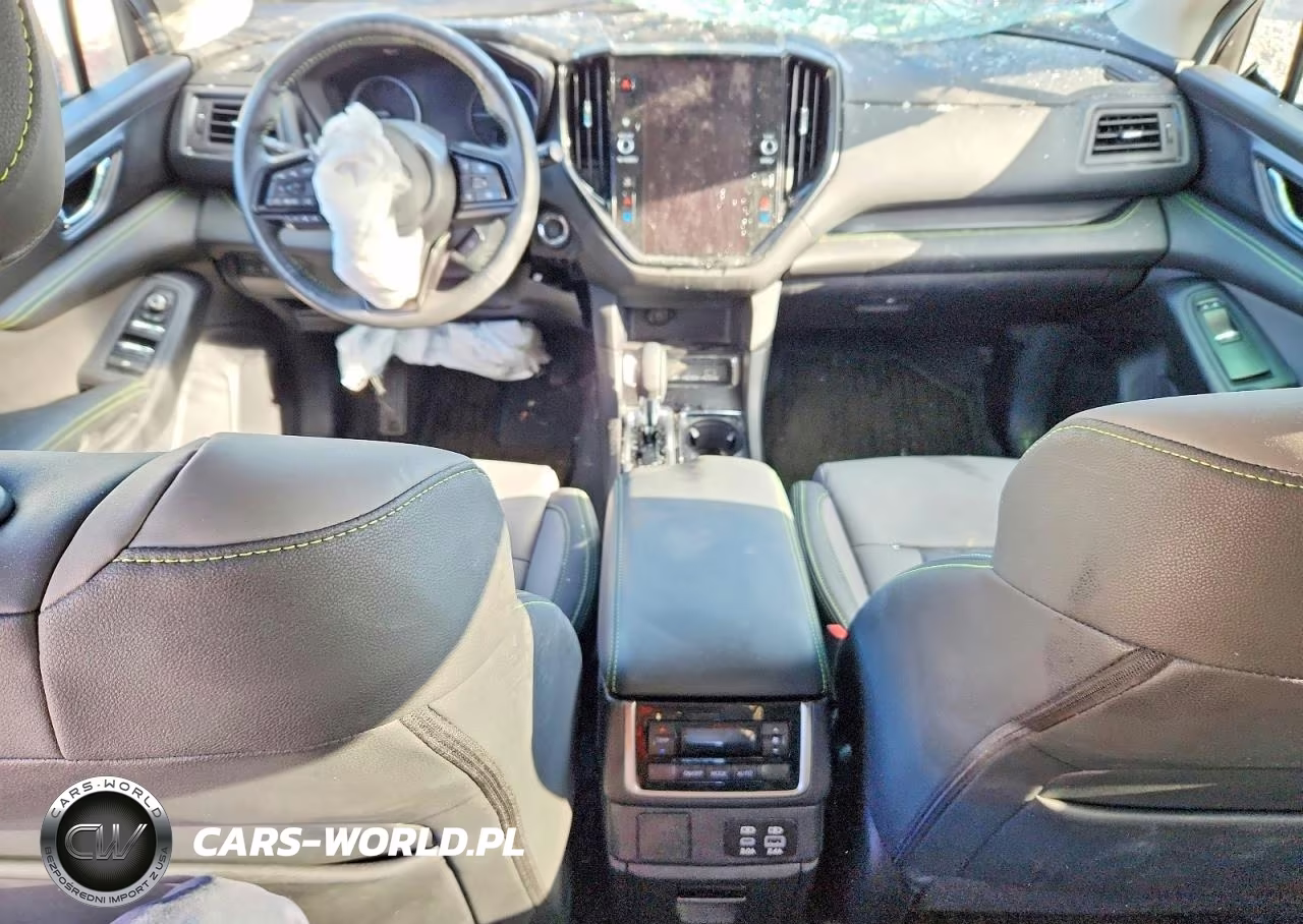 2024 Subaru Ascent Onyx Edition VIN:4S4WMAHD3R3407684 - 8