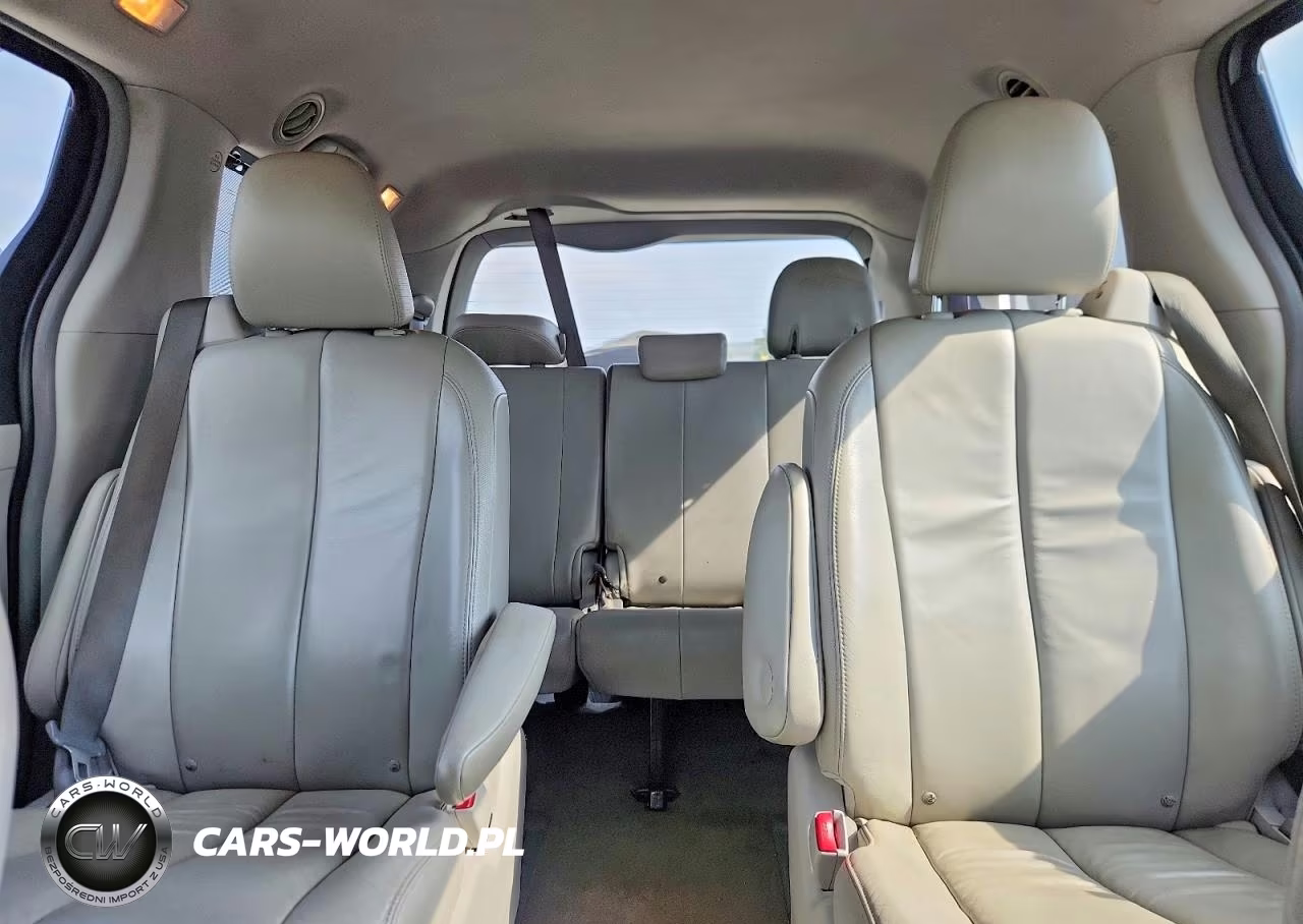 2012 Toyota Sienna Xle 7-Passenger VIN:5TDDK3DC3CS048286 - 10