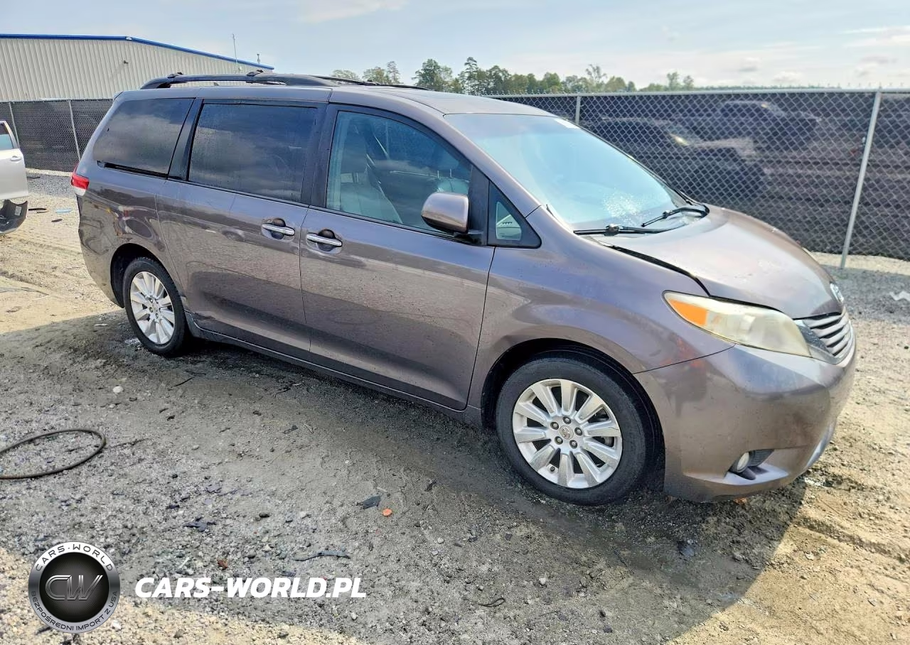 2012 Toyota Sienna Xle 7-Passenger VIN:5TDDK3DC3CS048286 - 4
