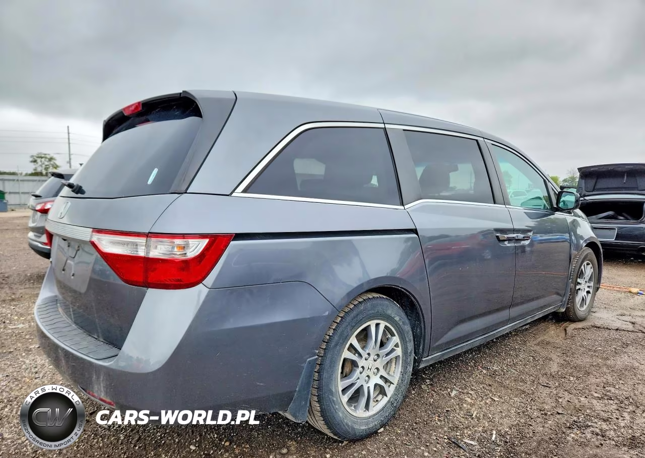 2011 Honda Odyssey Exl VIN:5FNRL5H68BB052579 - 3