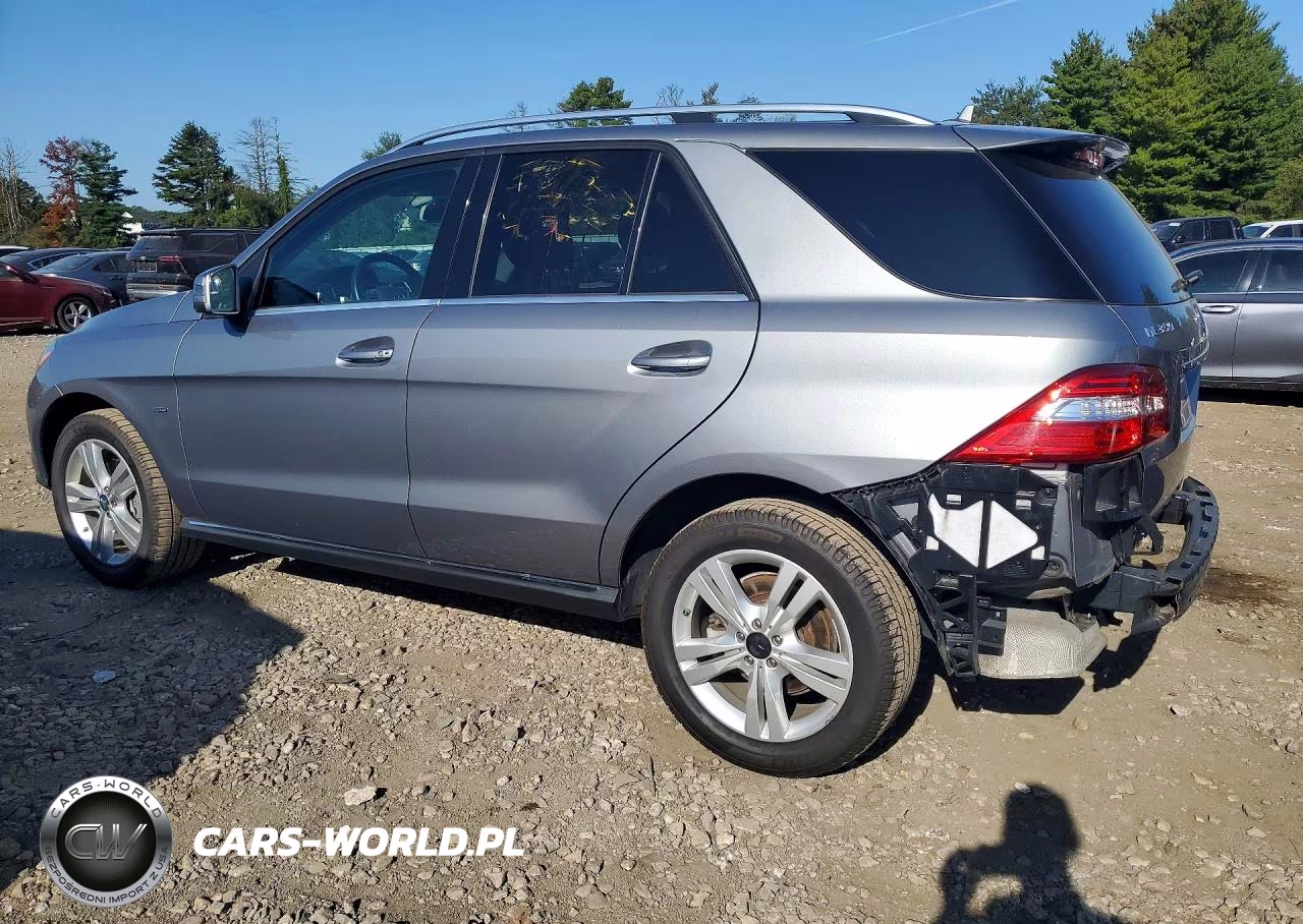 2012 Suzi-Suzuki I Wagon VIN:4JGDA5HB5CA025505 - 2