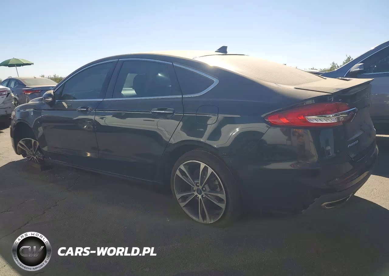 2020 Ford Fusion Titanium VIN:3FA6P0D9XLR137696 - 2