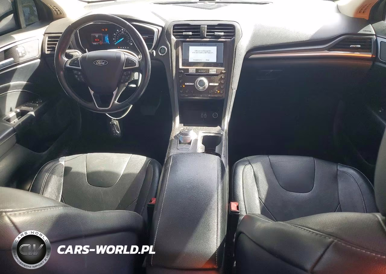 2020 Ford Fusion Titanium VIN:3FA6P0D9XLR137696 - 8