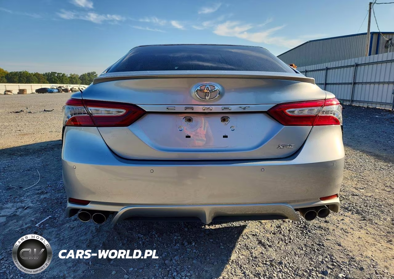 2018 Toyota Camry Xse VIN:4T1B61HK8JU511562 - 6
